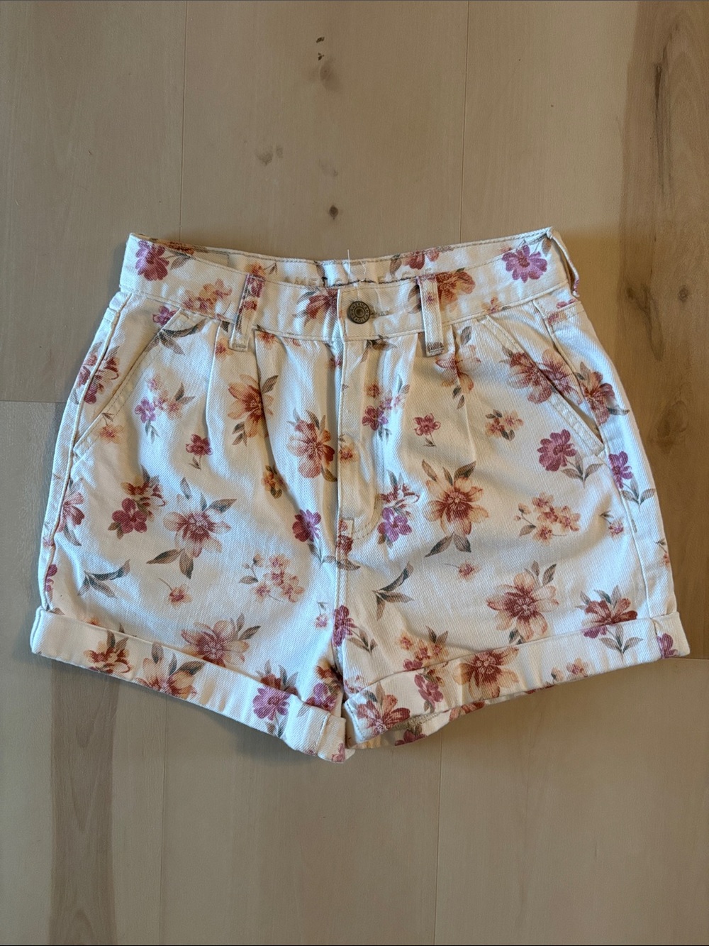 American Eagle Outfitters White High-Waist Shorts with Pink Floral Print
